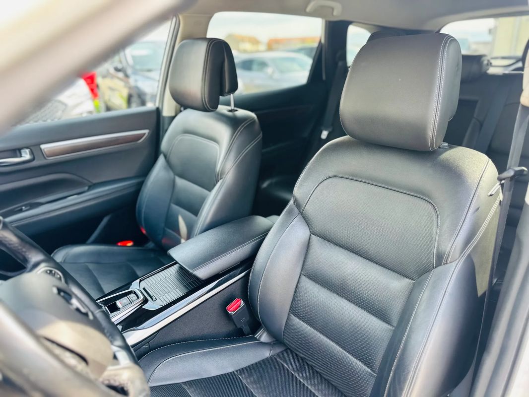 Renault Koleos 2.0 Energy dCi X-TRONIC Intens - 32