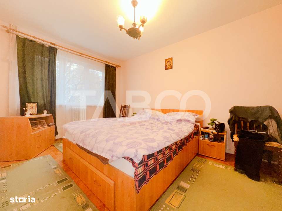 De vanzare apartament cu 4 camere decomandate cartierul Manastur - Imagine principală: 2/10