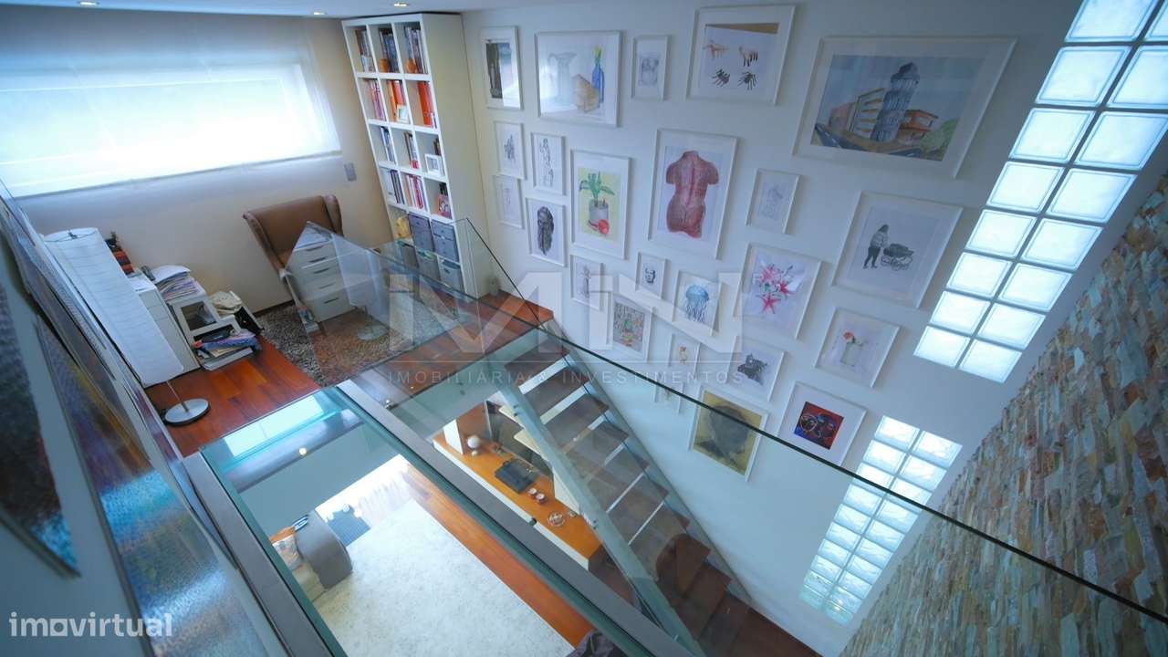 Moradia T3+1 - Exclusividade, Design e Conforto Superior-12