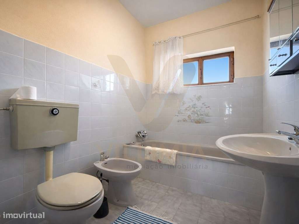 Moradia T3 e Terreno 500 m² | Sá - Arcos de Valdevez-16