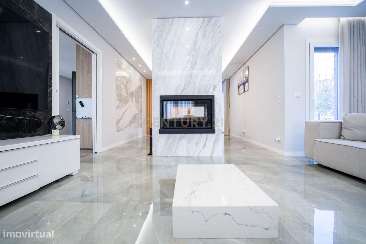 Moradia de Luxo T3 junto a Sintra | Vila Verde-10