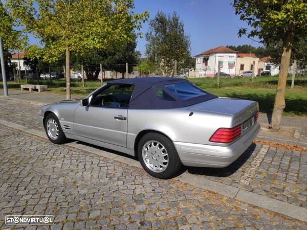 Mercedes-Benz SL 320 - 11