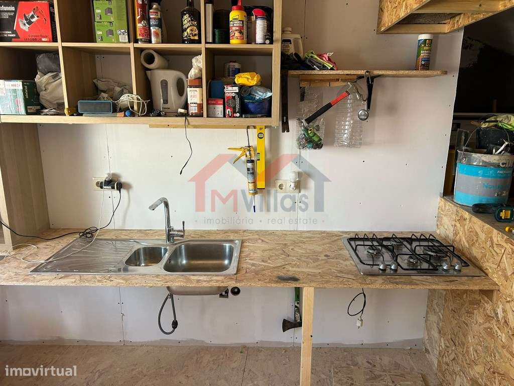 Moradia V2 renovada com terreno em Salir - Loulé-7