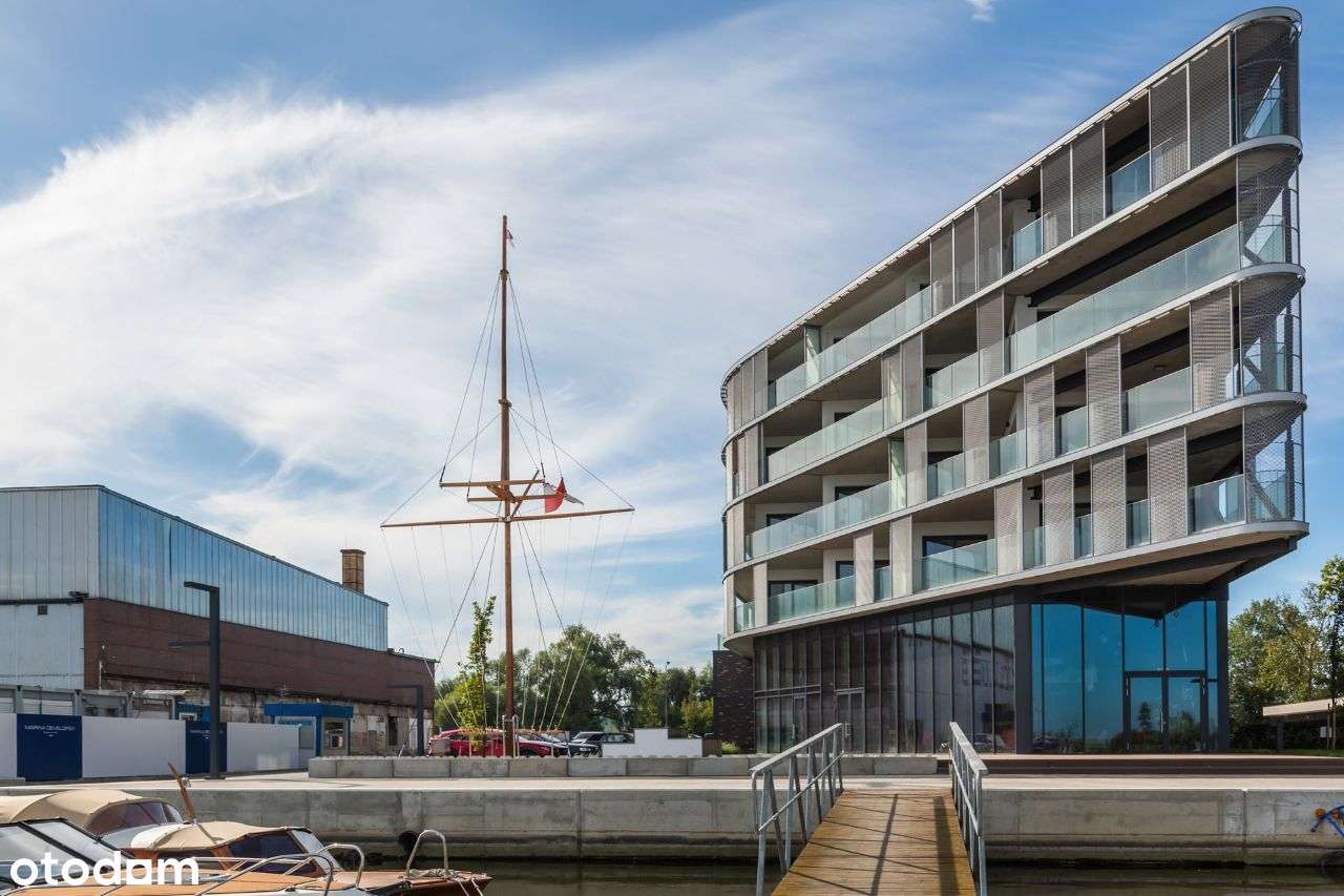 Przestronne mieszkanie w sercu żeglarstwa-3