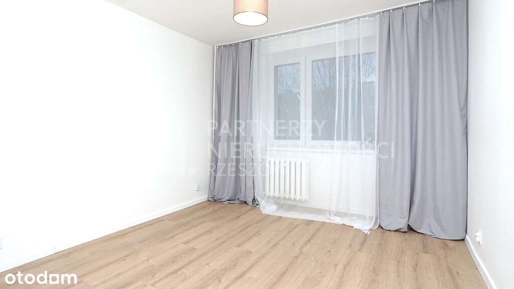 3 Pok z Oddzielną Kuchnią - Po Remoncie-4