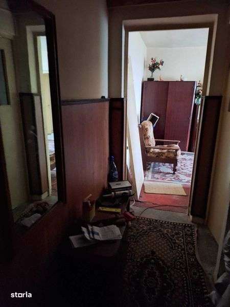 Se vinde apartament centru 3 camere decomandatr - Imagine principală: 5/5