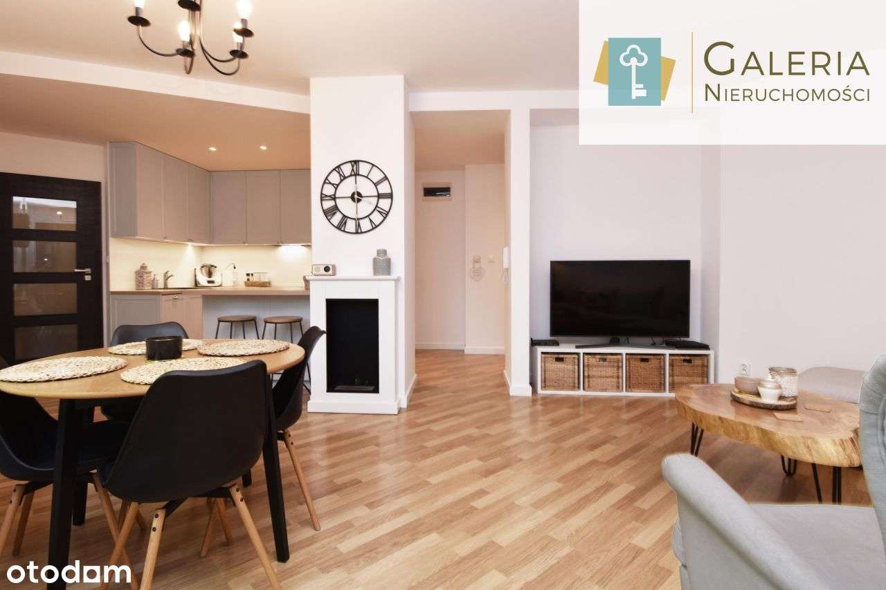 Apartament z tarasem, 3 miejscami parkingowymi-4