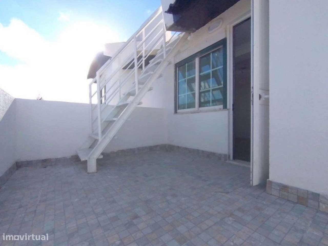 Moradia T4 remodelada na Parede, Cascais-16