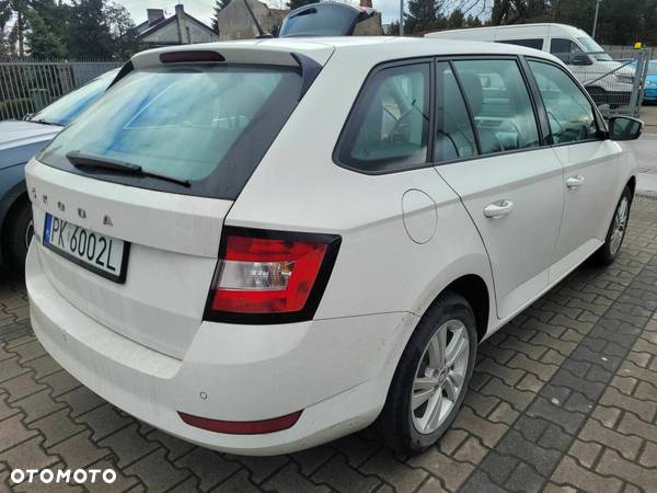 Skoda Fabia 1.0 TSI Ambition - 3