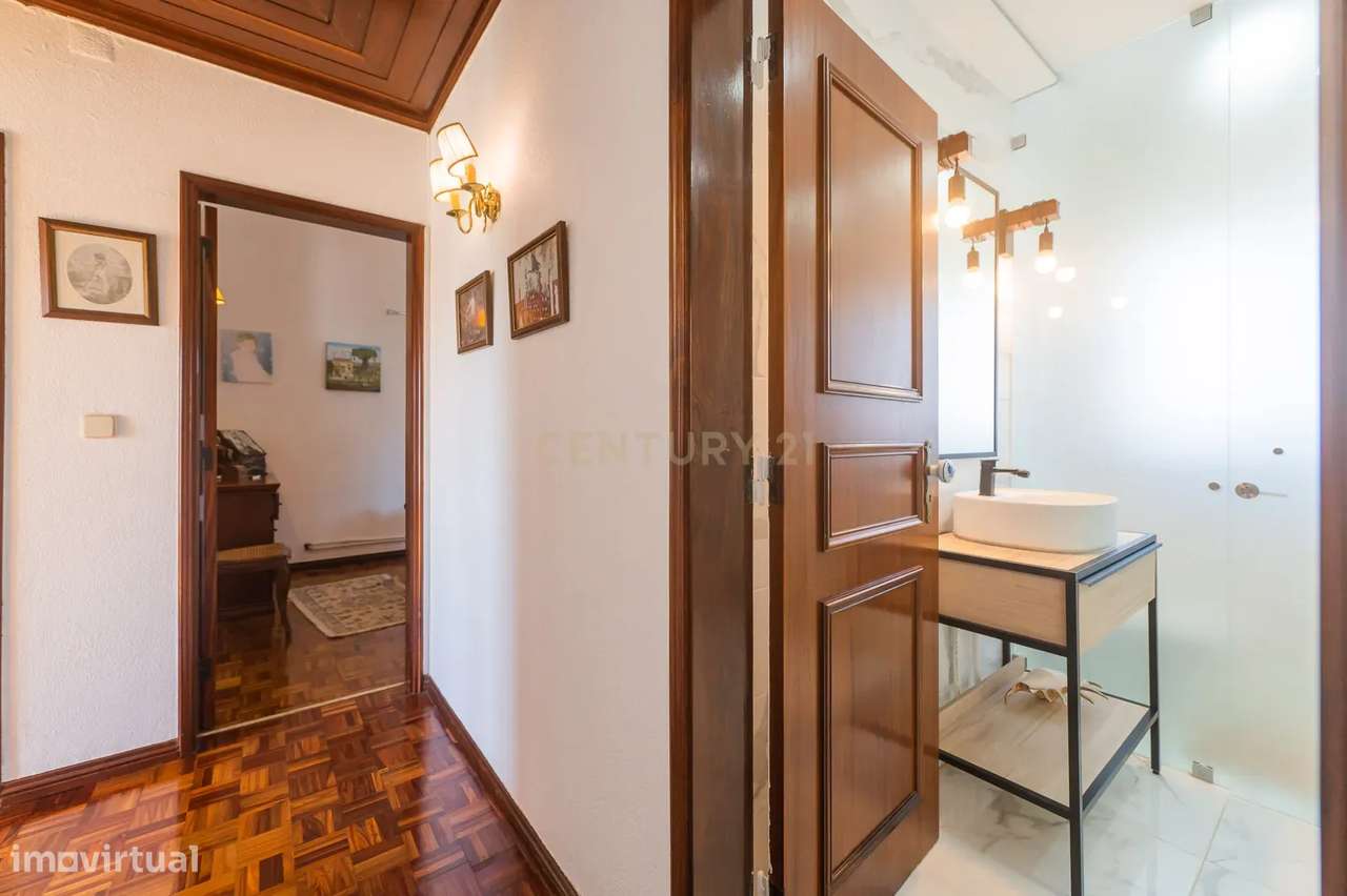 Magnífica Quinta com 5000m2 localizada no Casal da Granja-Sintra-36