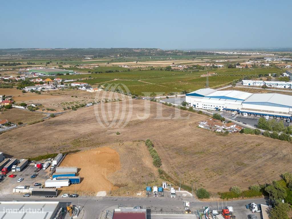 Terreno em Santo Estevão, Alenquer - Grande imagem: 4/8