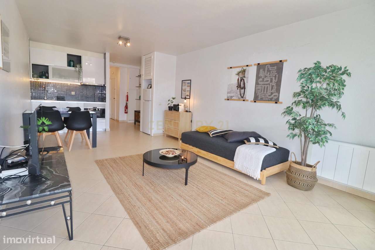 Apartamento T1 C/ Piscina e Estacionamento em Vilamoura – Excelente Op - Grande imagem: 3/16