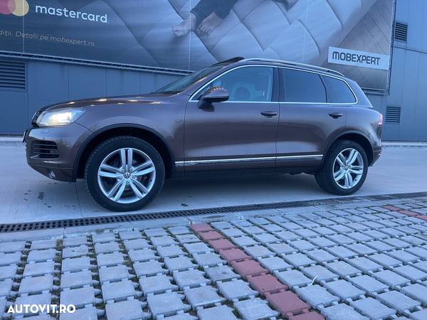 Volkswagen Touareg - 19