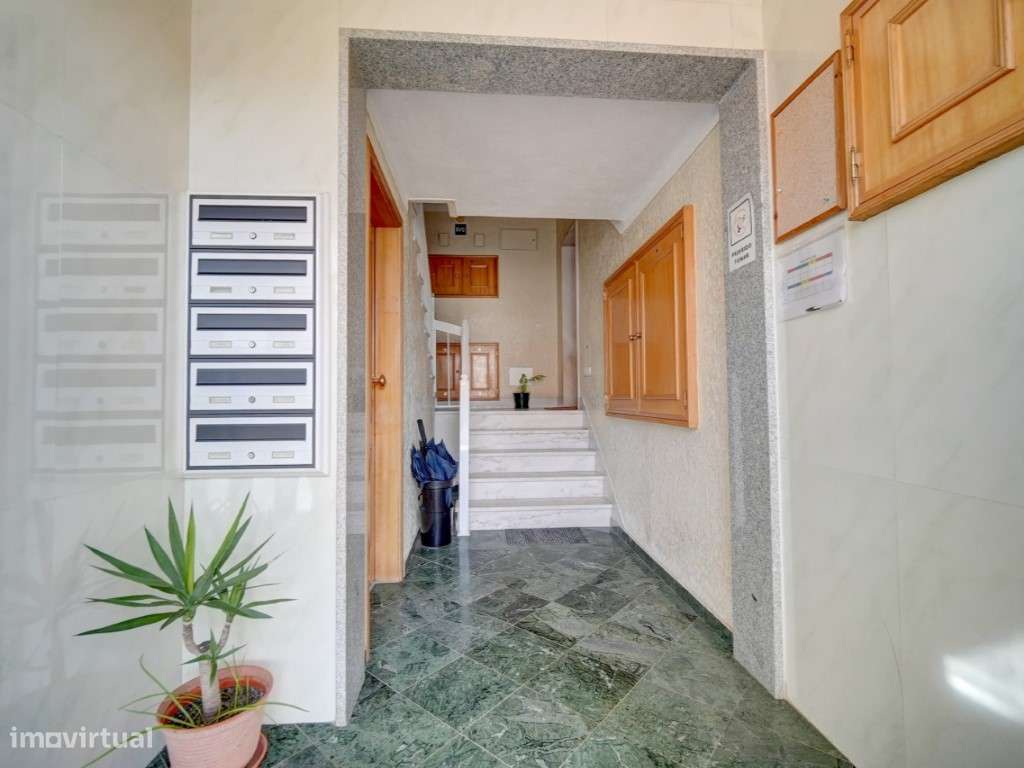 Apartamento T2 com Garagem e Arrecadação - Espaço, Conforto e Exclu...-25