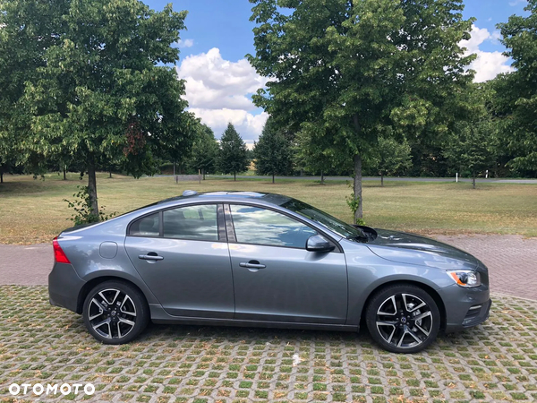 Volvo S60 - 3