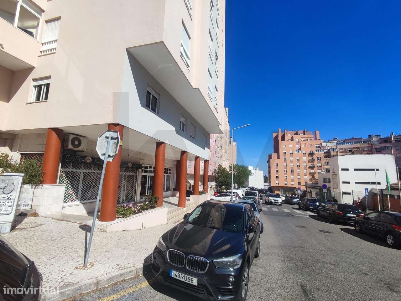 Espaço comercial para venda no Rinchoa, Rio de Mouro - Grande imagem: 3/27