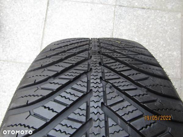 GOODYEAR VECTOR 4 SEASONS 225 45 17 CALI DOT 2319  INDEKS 94 V BIEŻNIK 5,78 MM WIELOSEZON - 2