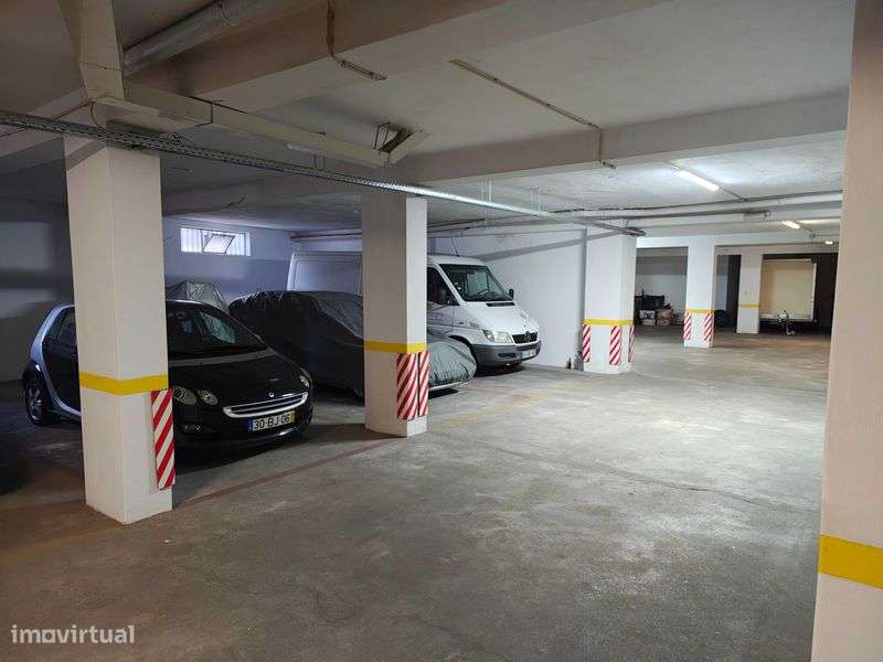 Arrendamento Aluguer Garagem Garagens Rua do Taxa (Braga) - Grande imagem: 5/10
