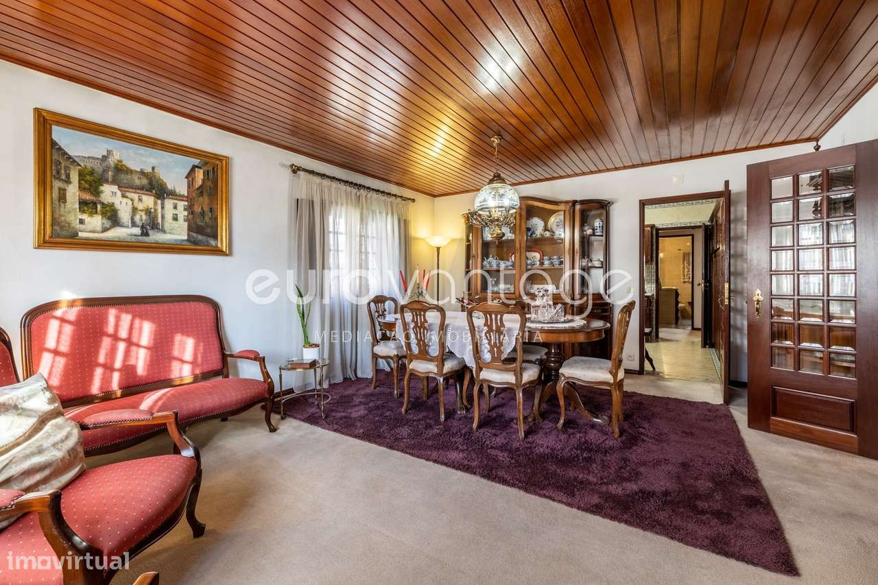 MORADIA T8 NO CENTRO DE LEIRIA-9