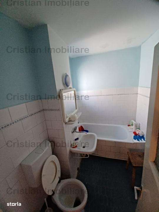 LIBER, balcon 7 m, SPATIOS, 2 camere zona Radu Negru - Imagine principală: 5/8