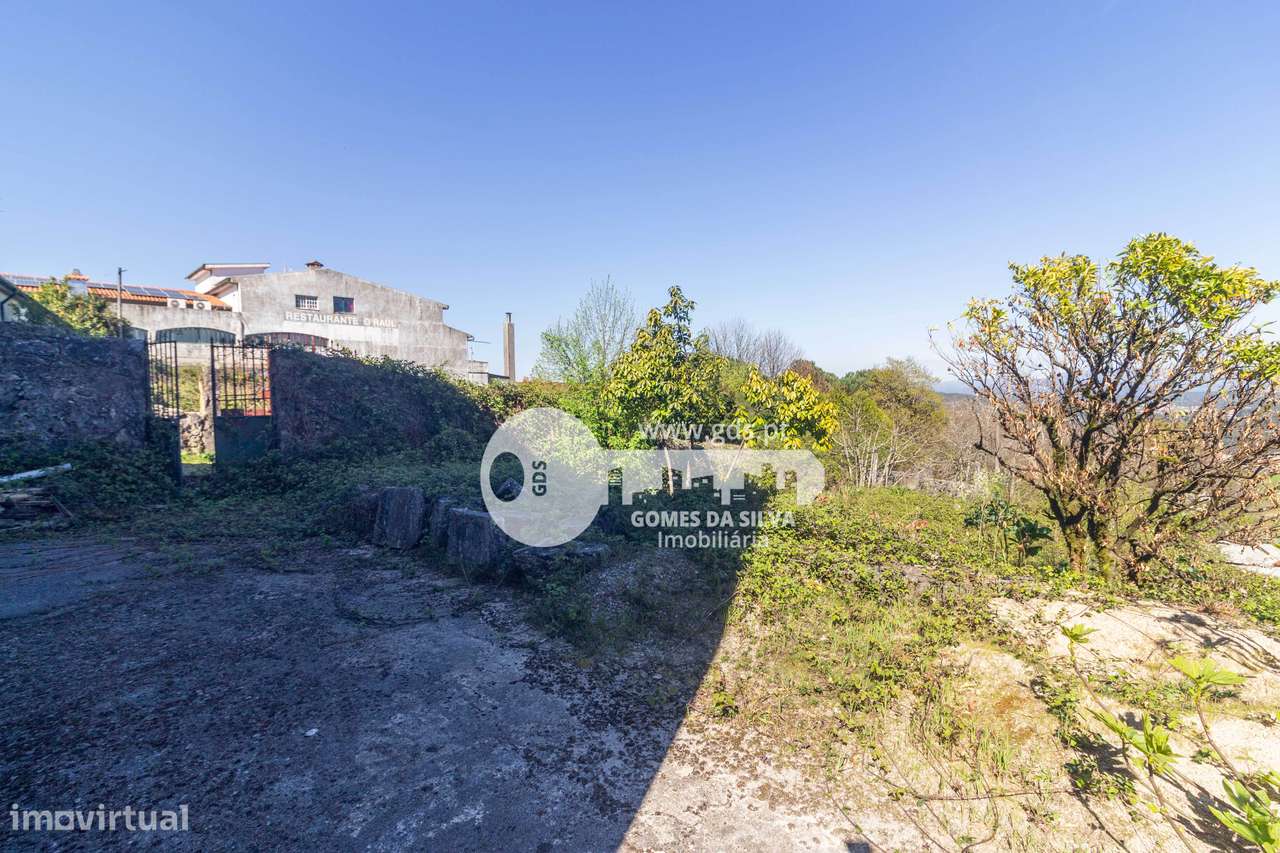 Moradia para Restauro com Projeto Aprovado - Junto ao Sameiro | Braga-15