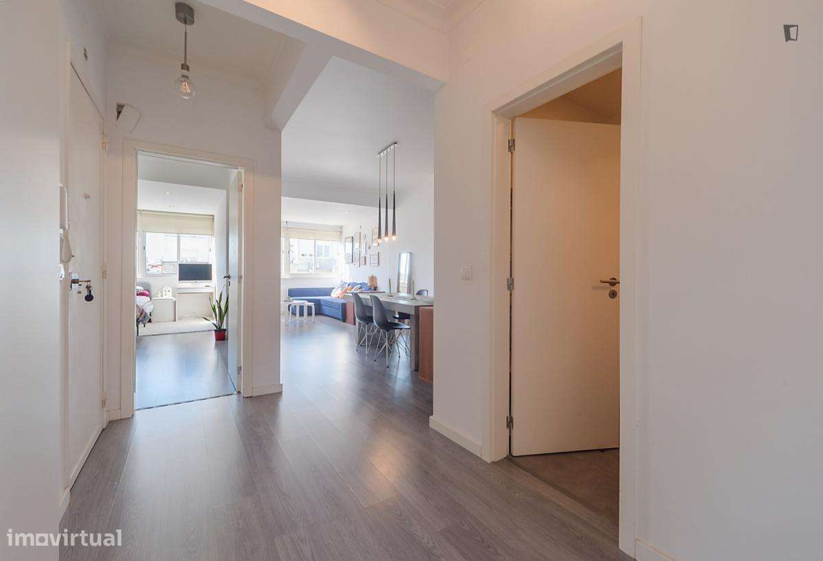 Apartamento com 2 quartos - localizado em Sete Rios Lisbon - Grande imagem: 5/9