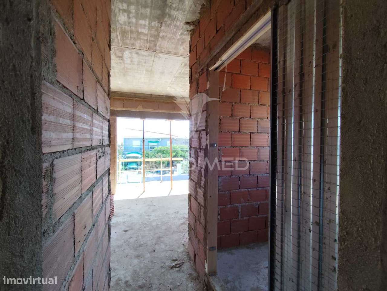 Moradia T3 Nova – Geminada FERNÃO FERRO - Grande imagem: 5/40