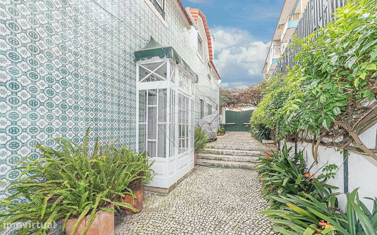 Moradia T6 para venda - Grande imagem: 2/9