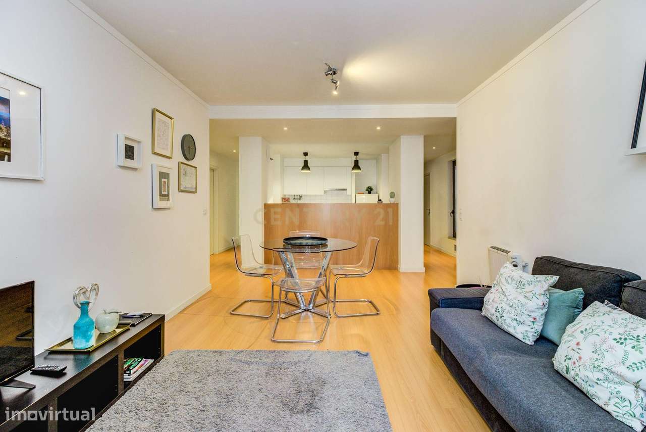 T2 NO MARTIM MONIZ, MOBILADO E EQUIPADO, COM PARQUEAMENTO - Grande imagem: 5/27