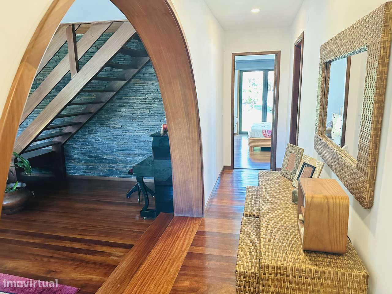 Moradia T4 de charme com grande jardim em zona tranquila-5