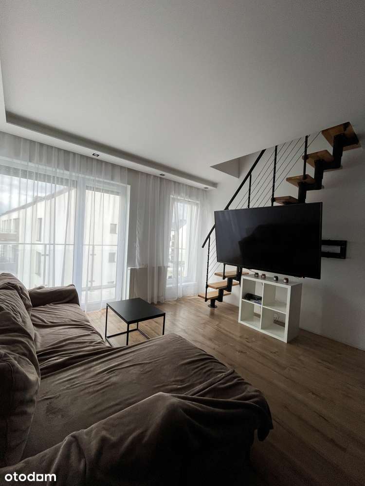 Strzeszyn / 3 pokoje + salon z aneksem kuchennym + duży balkon