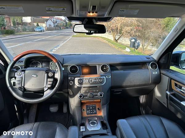 Land Rover Discovery V 3.0 Si6 HSE Luxury - 10