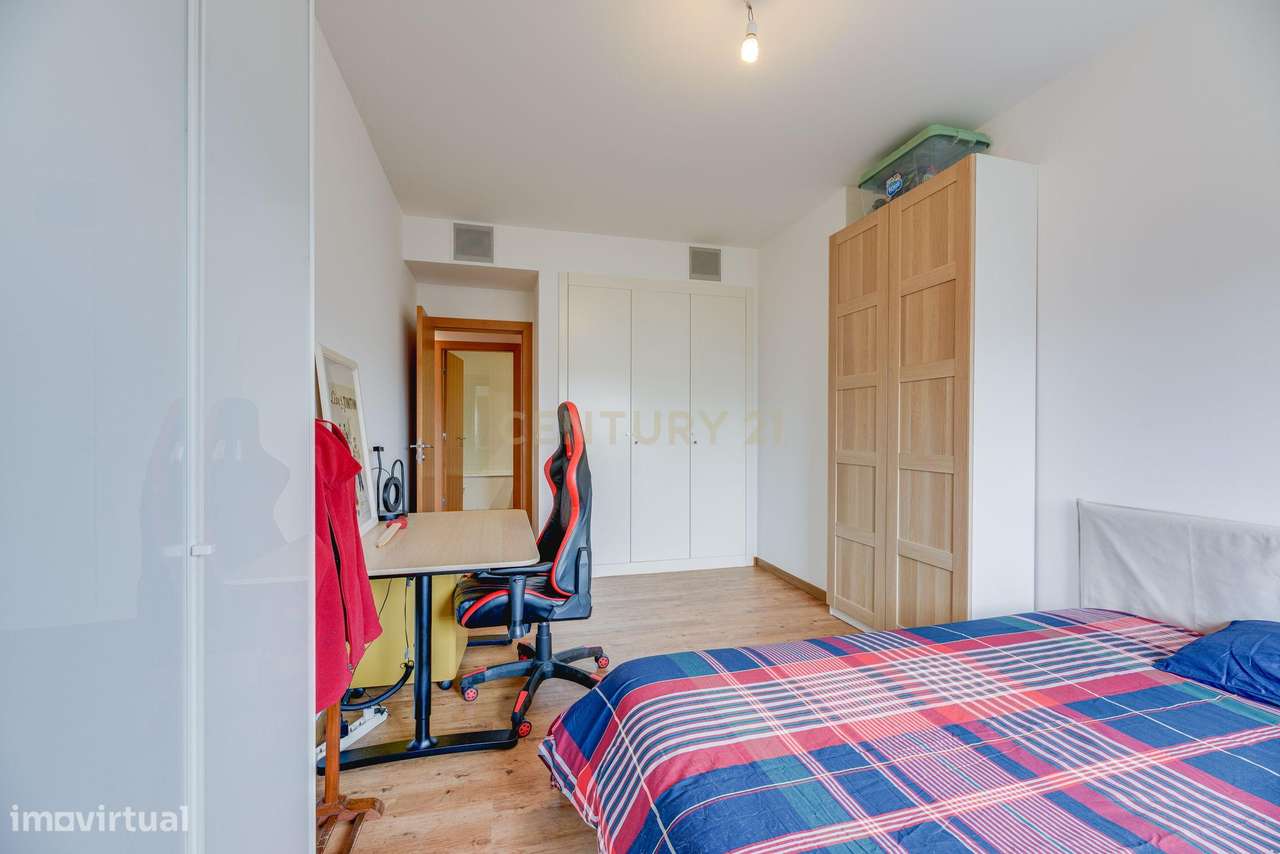 T3 Expo - Remodelado, 2 lugares de estacionamento e arrecadação-27