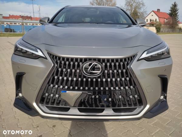 Lexus NX 450h+ Prestige AWD - 3