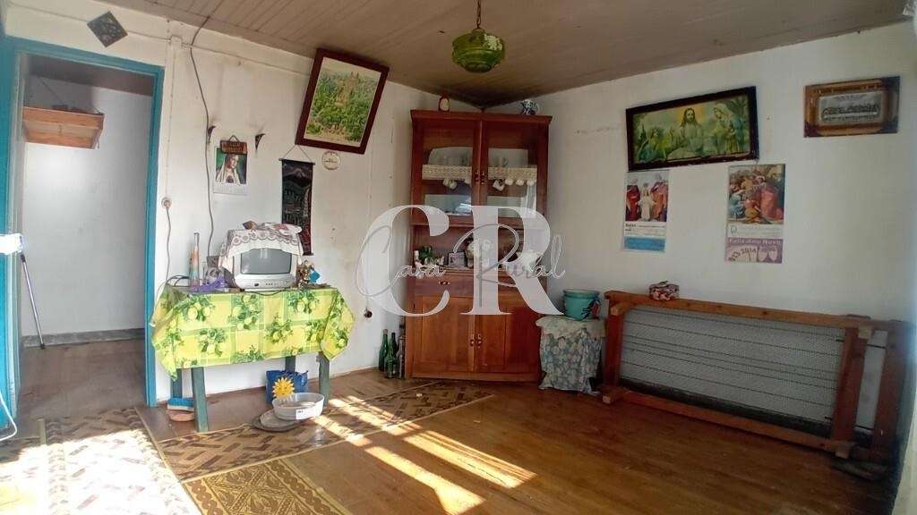 Moradia em pedra em Figueiró dos Vinhos com terreno e poço de água-5