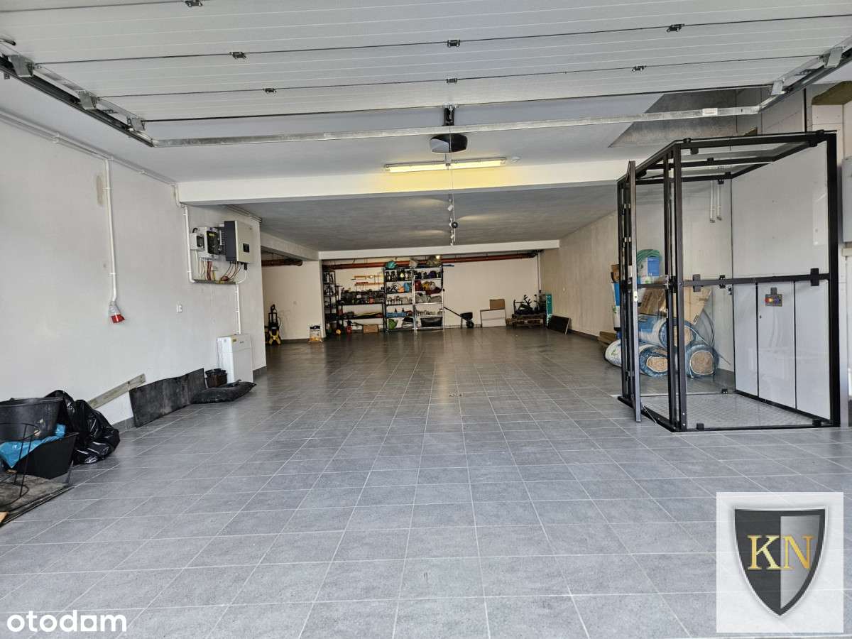 Dom z garażem podziemnym, winda, oze, klimatyzacja-18