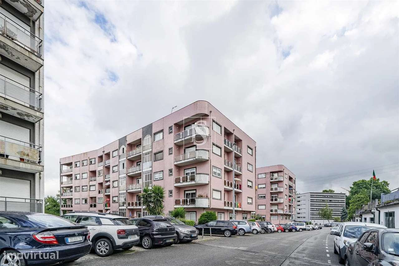 T2, Totalmente Remodelado, em Fermentões, Guimarães, com 76 m²-18