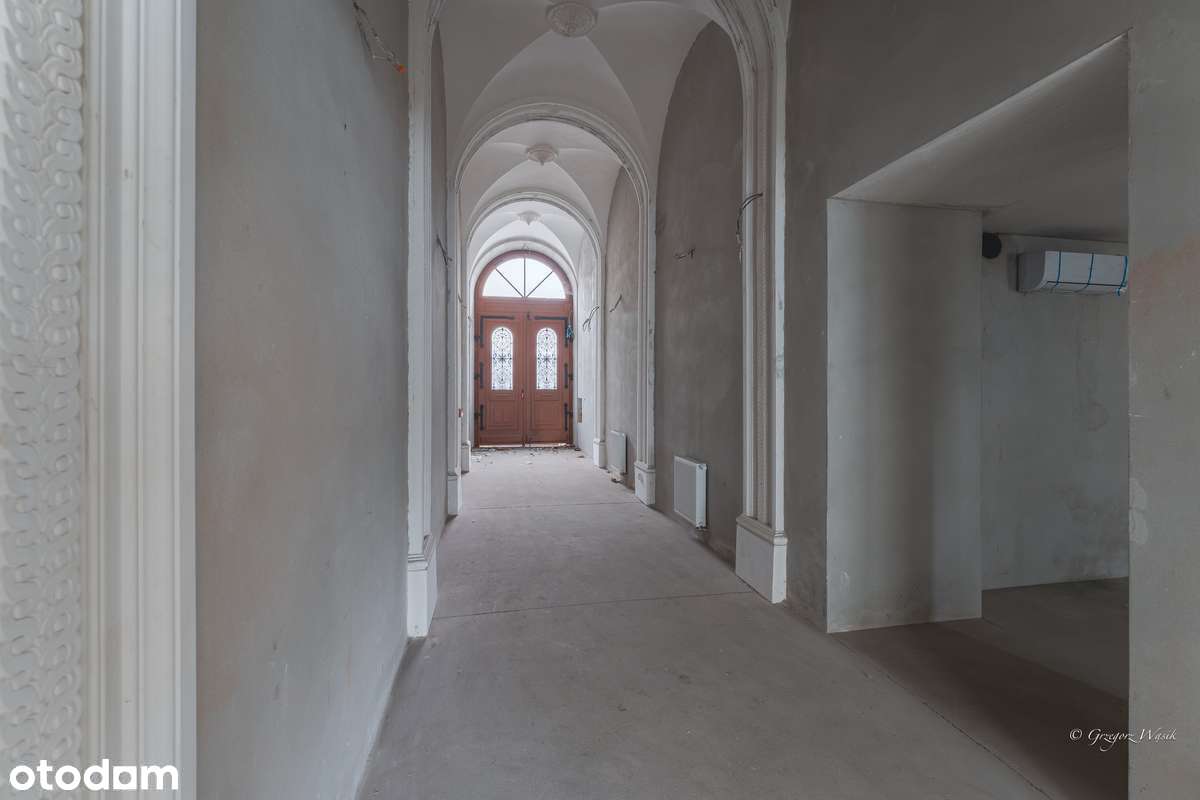 Centrum Wrocławia – lokal usługowy w odrestaurowanej kamienicy - Pełny obrazek: 2/13