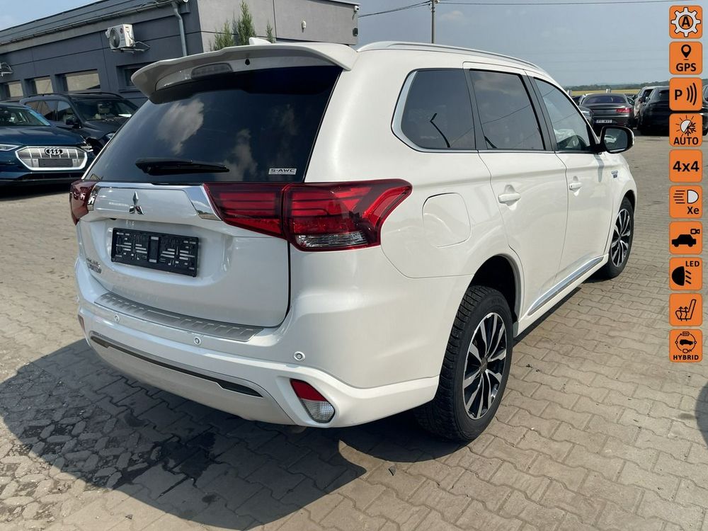 Mitsubishi Outlander III (2012-2022) 2.4 4WD Spirit+ 2020