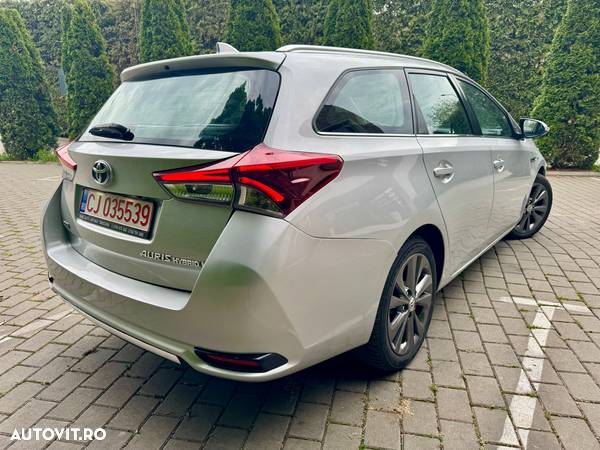 Toyota Auris 1.8 VVT-i Hybrid Automatik Touring Sports Edition - 5