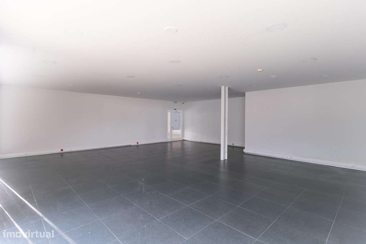 Pavilhão com 2 frações autônomas-15