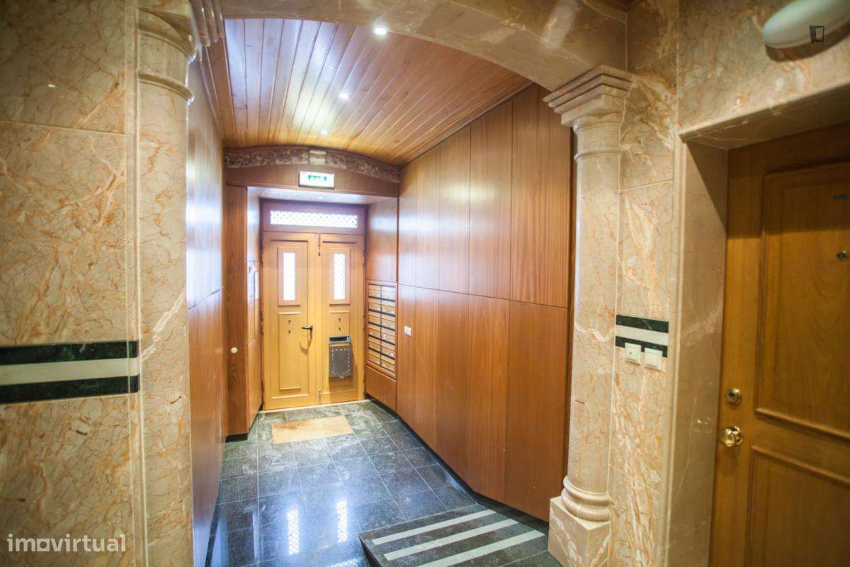 Apartamento com 1 quartos - localizado em Castelo Lisbon - Grande imagem: 3/7