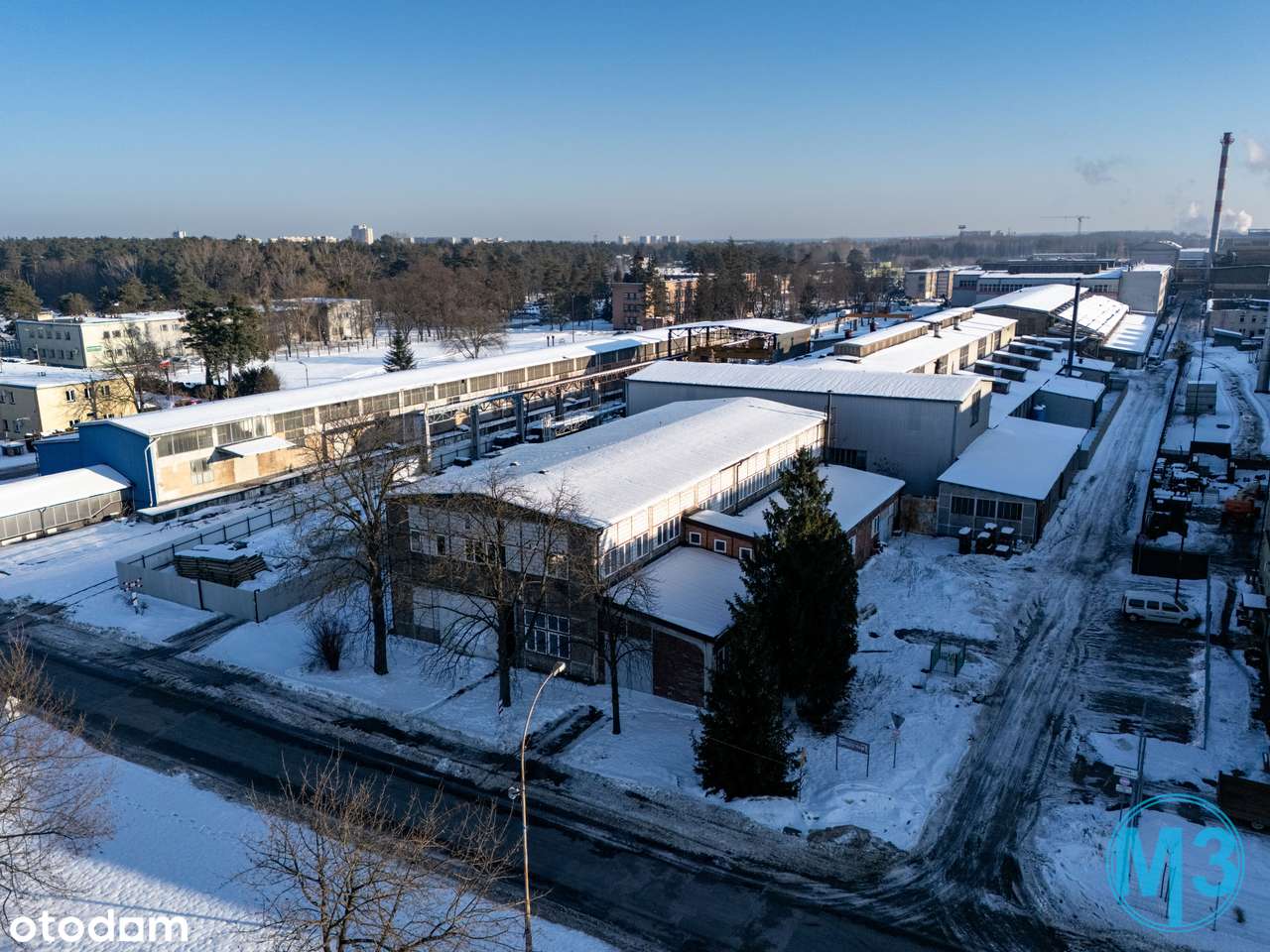 Tu produkcja ma sens – hala w przemysłowej części Stalowej Woli-1