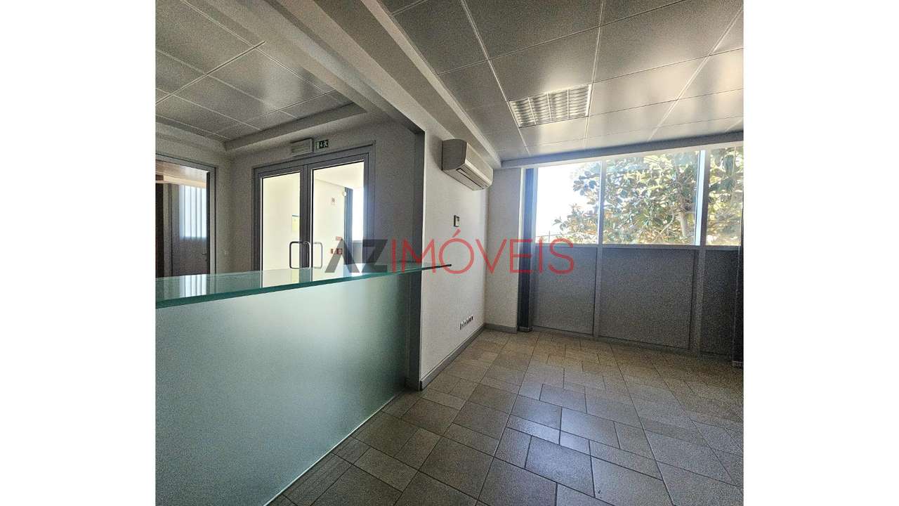 VENDE-SE ARMAZÉM EM AUTOGUIA, OURÉM-27