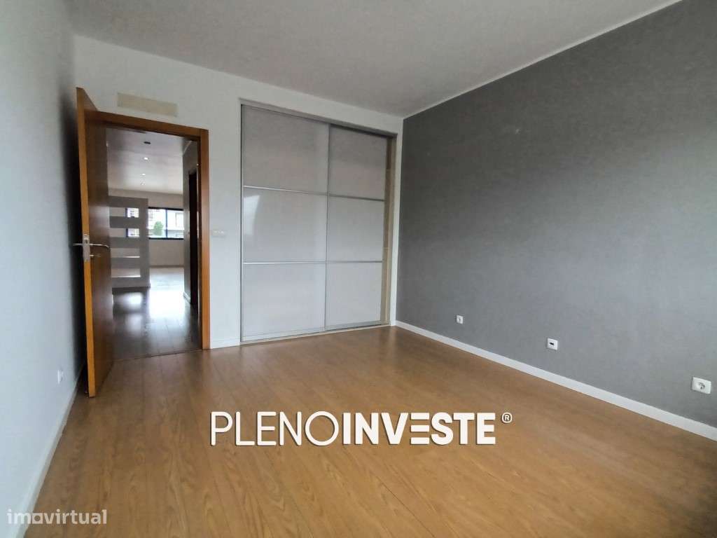 Venda de apartamento T2 Recente nos Redondos-7
