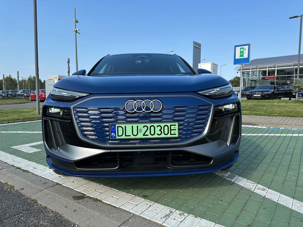 Etron Quattro 387KM Demo Lubin