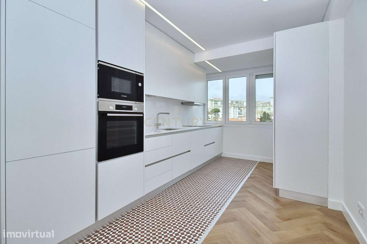 T1 renovado a 5 minutos da praia de Paço de Arcos. - Grande imagem: 2/16