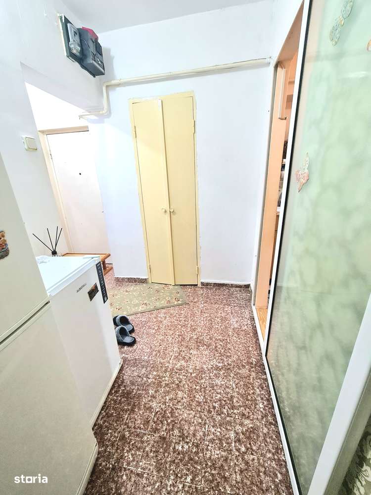 Apart. 1 camera  str. Scolilor etaj 1 mobilat - Imagine principală: 5/6