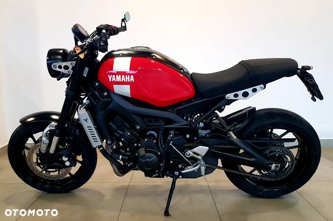 Yamaha XSR - 4