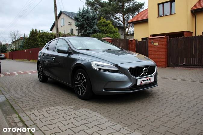 Volvo V40 D3 Drive-E SCR Momentum - 13